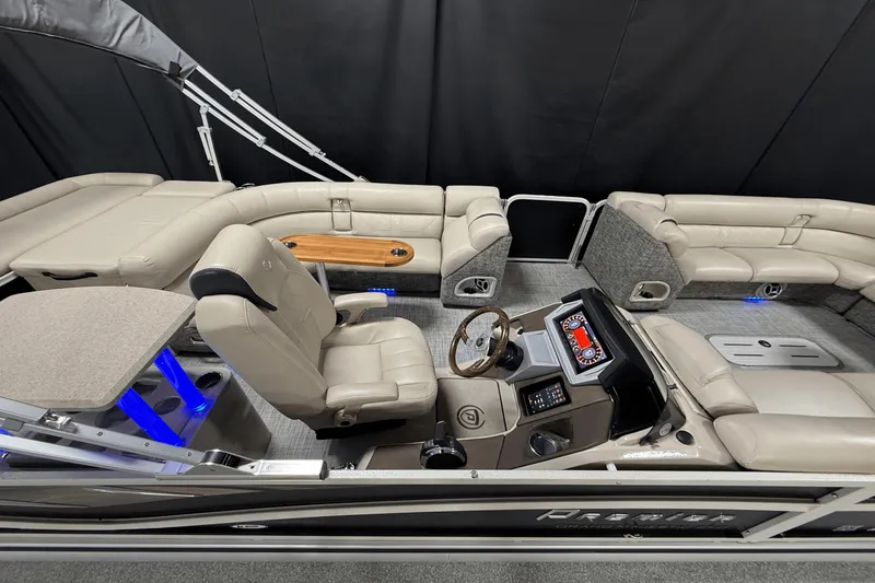 Slide: The Image of Premier 250 GRAND MAJESTIC 2017 - 6