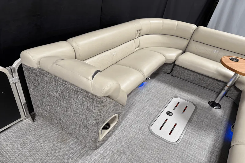 Slide: The Image of Premier 250 GRAND MAJESTIC 2017 - 63