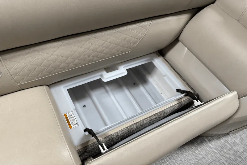 Slide: The Image of Premier 250 GRAND MAJESTIC 2017 - 87