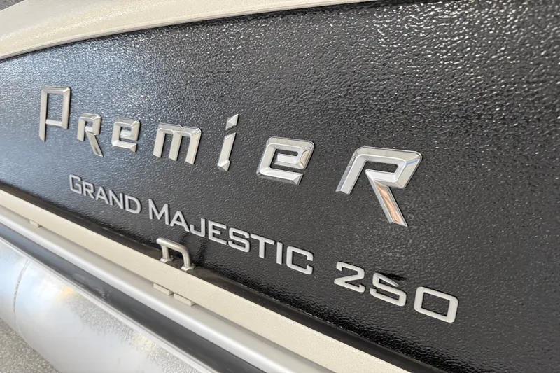 Slide: The Image of Premier 250 GRAND MAJESTIC 2017 - 90