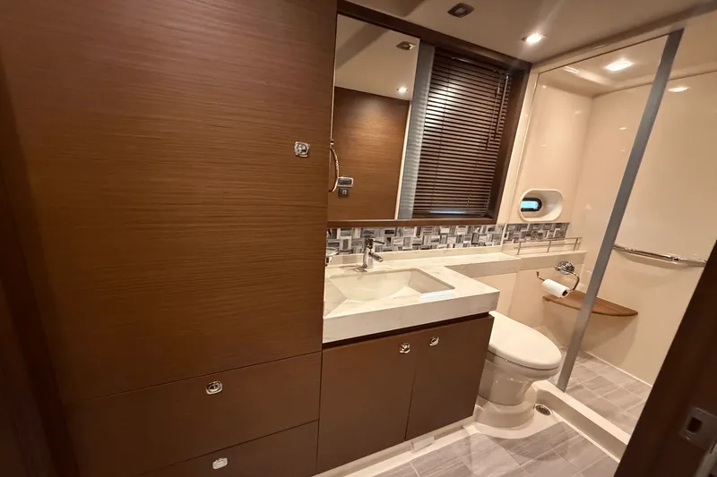 Slide: The Image of Sea Ray 540 SUNDANCER 2016 - 101