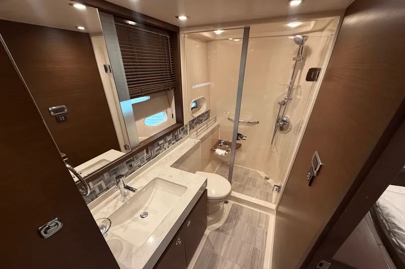 Slide: The Image of Sea Ray 540 SUNDANCER 2016 - 102