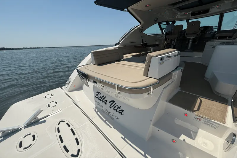 Slide: The Image of Sea Ray 540 SUNDANCER 2016 - 21