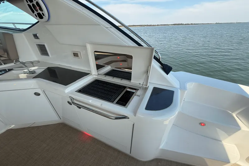 Slide: The Image of Sea Ray 540 SUNDANCER 2016 - 33