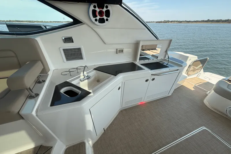 Slide: The Image of Sea Ray 540 SUNDANCER 2016 - 34