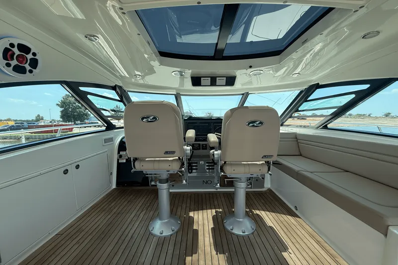 Slide: The Image of Sea Ray 540 SUNDANCER 2016 - 42