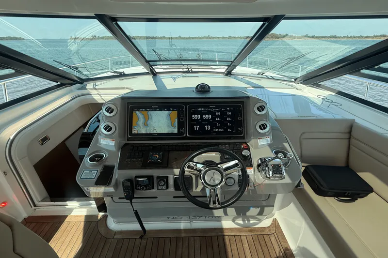 Slide: The Image of Sea Ray 540 SUNDANCER 2016 - 46