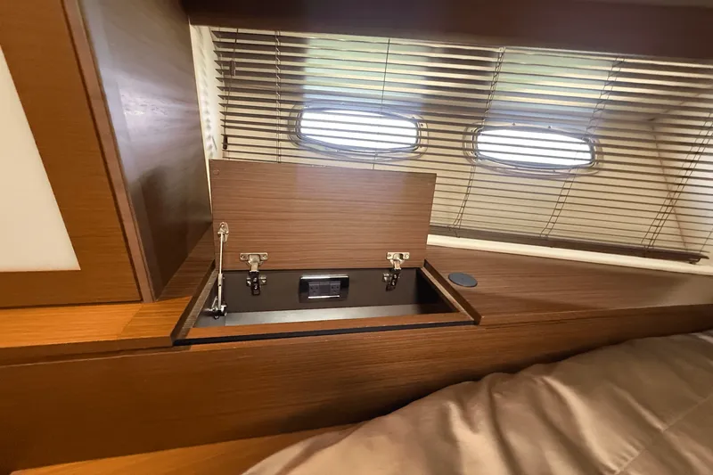 Slide: The Image of Sea Ray 540 SUNDANCER 2016 - 81