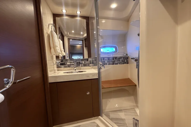 Slide: The Image of Sea Ray 540 SUNDANCER 2016 - 84