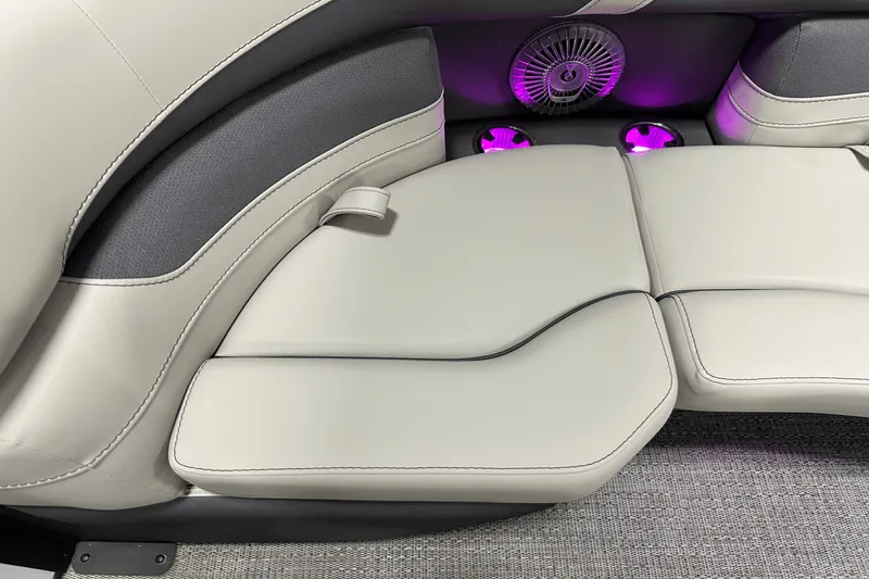 Slide: The Image of Barletta CABRIO22QCTT 2025 - 21