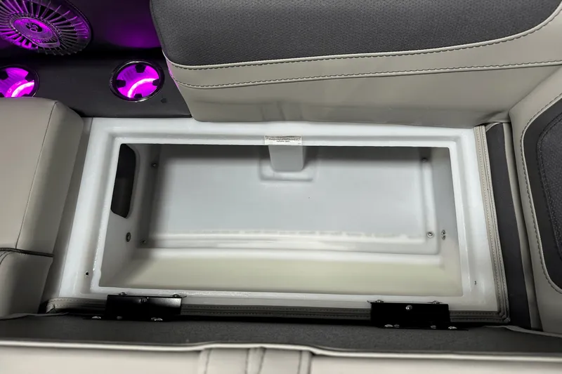 Slide: The Image of Barletta CABRIO22QCTT 2025 - 24