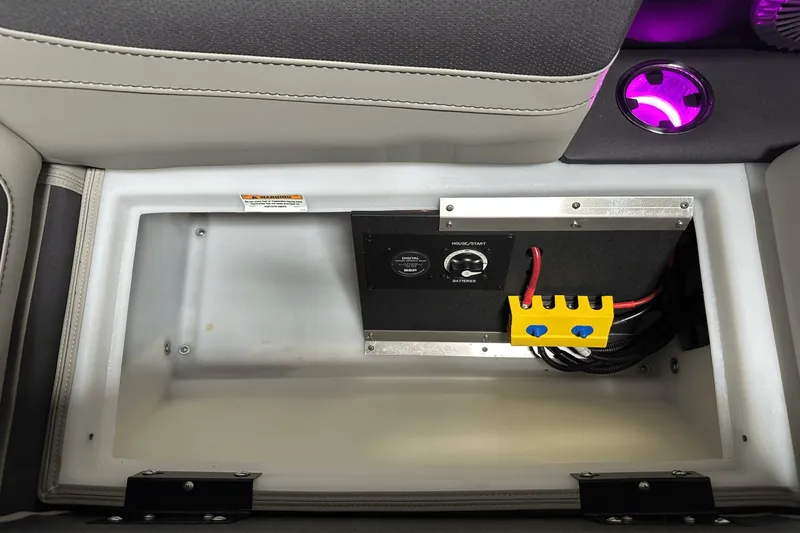 Slide: The Image of Barletta CABRIO22QCTT 2025 - 32