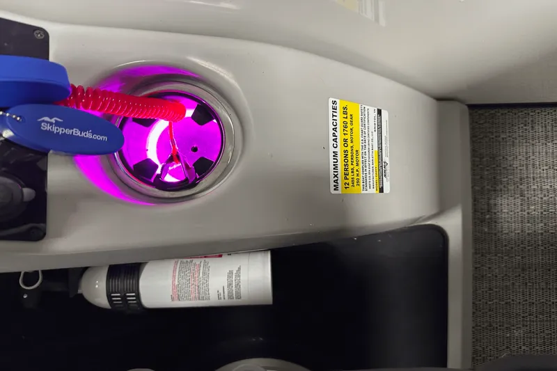 Slide: The Image of Barletta CABRIO22QCTT 2025 - 45