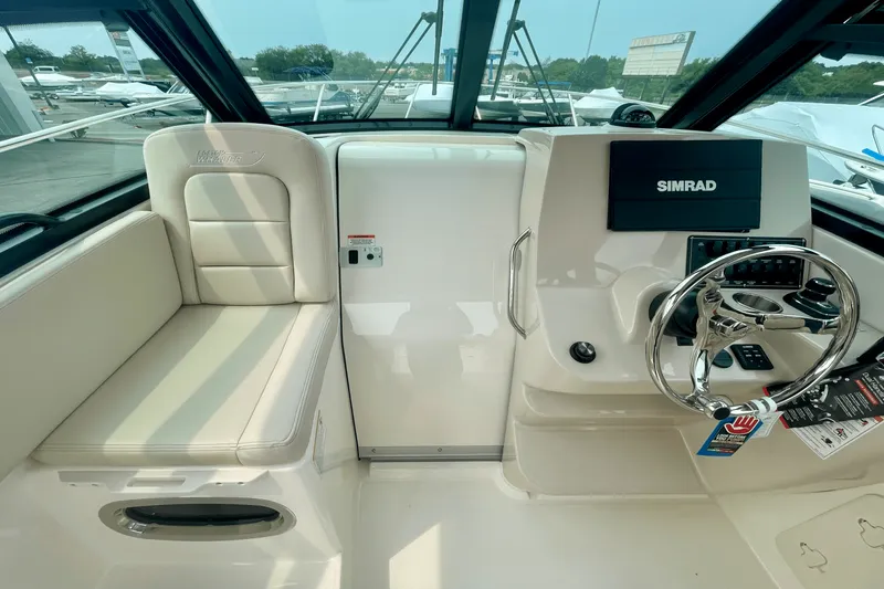 Slide: The Image of Boston Whaler 285 Conquest 2025 - 21