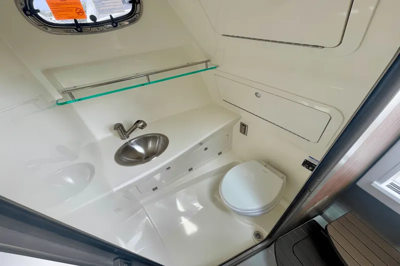 Slide: The Image of Boston Whaler 285 Conquest 2025 - 26