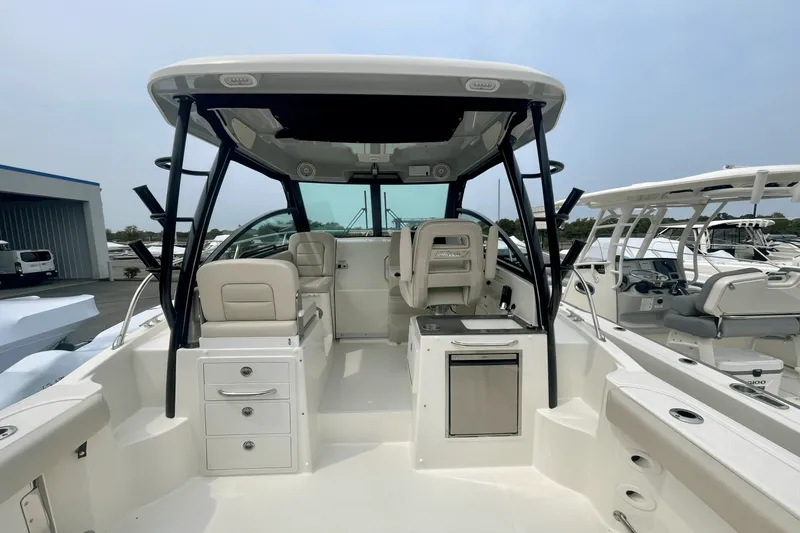 Slide: The Image of Boston Whaler 285 Conquest 2025 - 9
