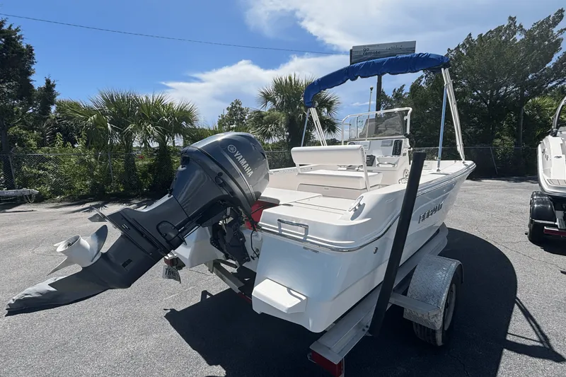 Slide: The Image of Robalo R160 2017 - 3