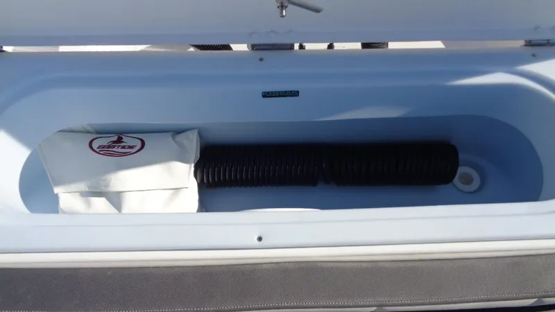 Slide: The Image of Aquasport 2500 CC 2020 - 17