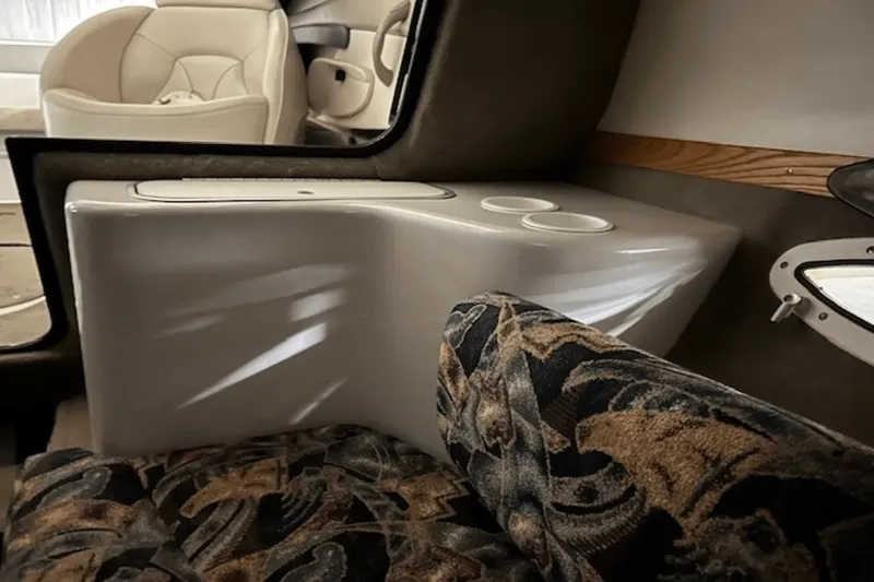 Slide: The Image of Four Winns SUNDOWNER 1999 - 12