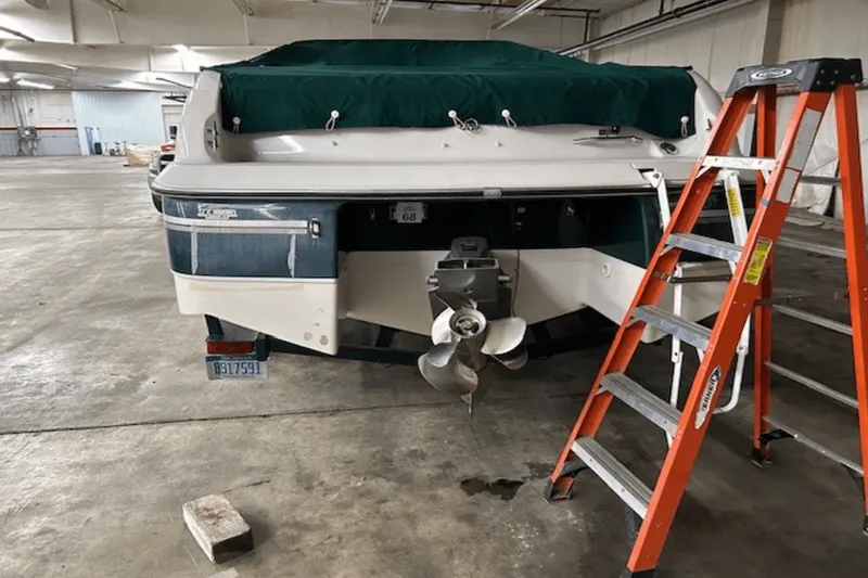 Slide: The Image of Four Winns SUNDOWNER 1999 - 2