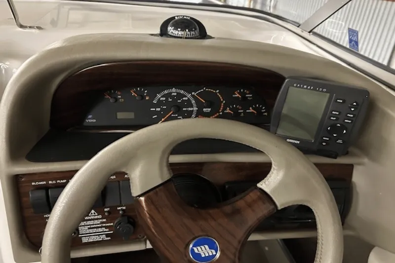 Slide: The Image of Four Winns SUNDOWNER 1999 - 6