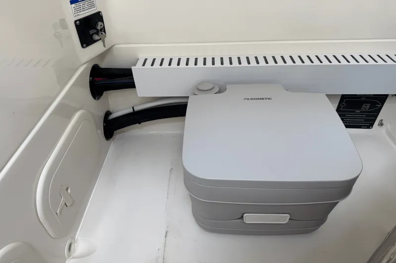 Slide: The Image of Boston Whaler 230 Outrage 2026 - 35