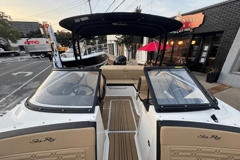 Slide: The Image of Sea Ray SPX 190 Outboard 2025 - 24