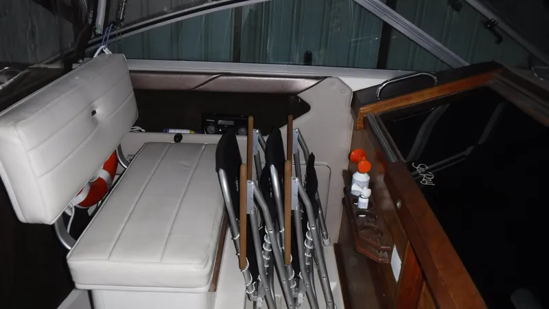 Slide: The Image of Sea Ray Weekender 1985 - 8