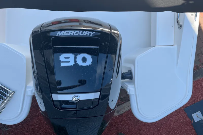 Slide: The Image of Boston Whaler 160 Super Sport 2026 - 2