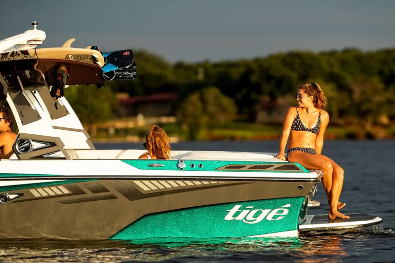 Slide: The Image of Manufacturer Provided Image - 5