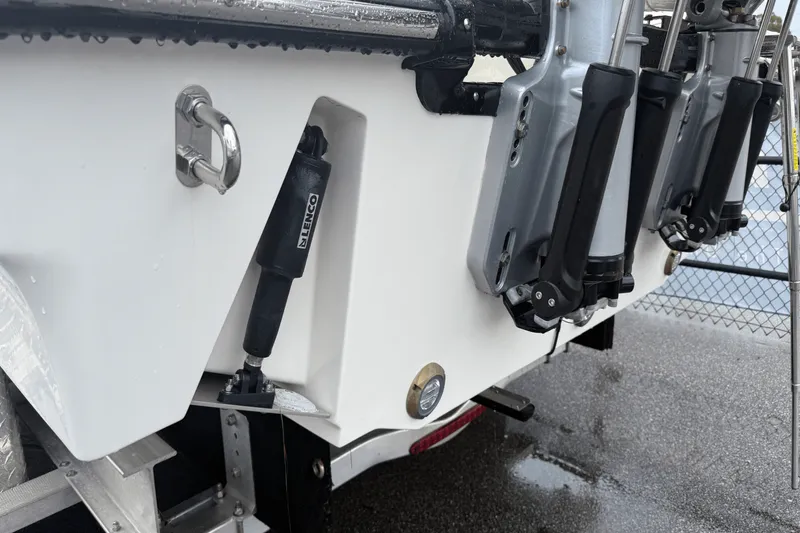 Slide: The Image of Boston Whaler 280 Outrage 2026 - 45
