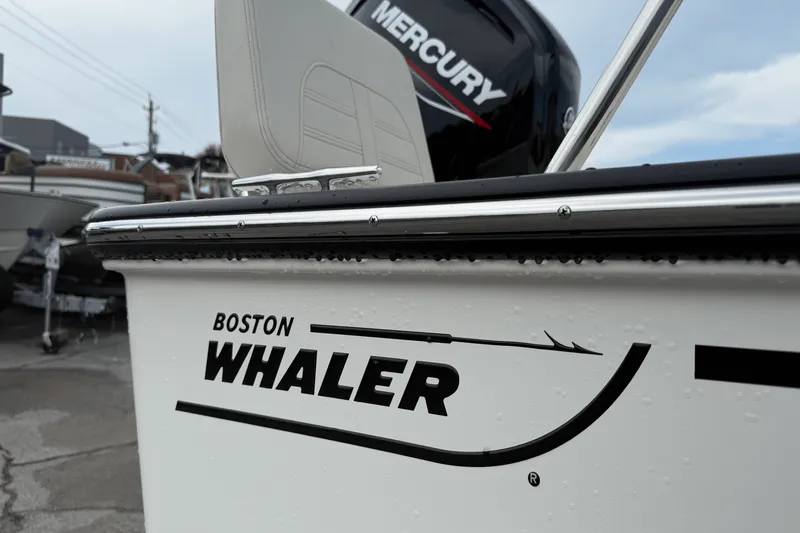 Slide: The Image of Boston Whaler 170 Montauk 2025 - 1
