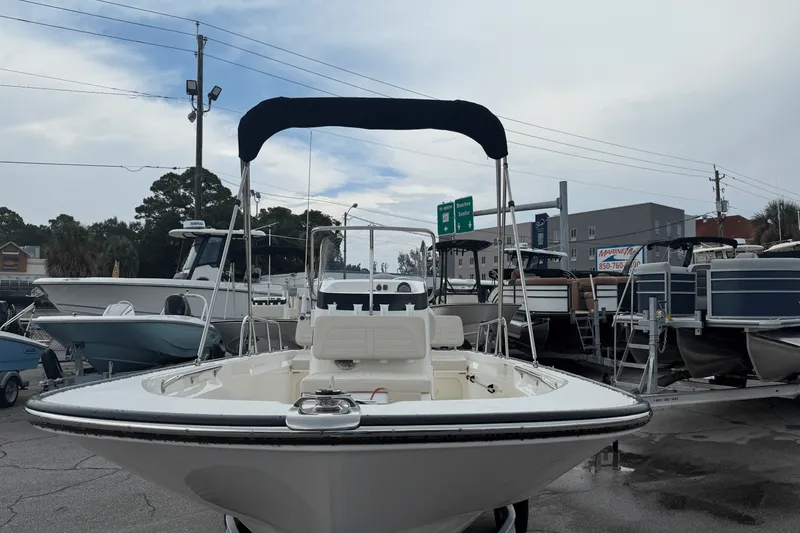 Slide: The Image of Boston Whaler 170 Montauk 2025 - 11