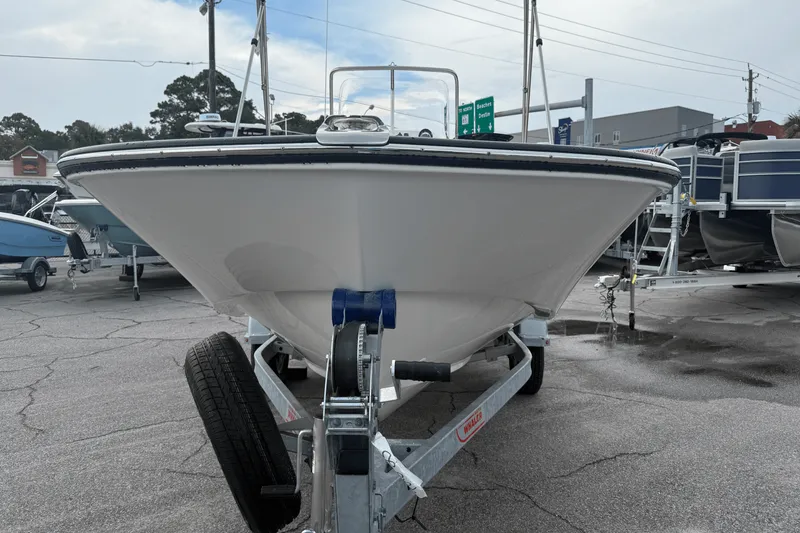 Slide: The Image of Boston Whaler 170 Montauk 2025 - 12