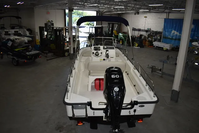 Slide: The Image of Boston Whaler 150 Montauk 2022 - 11