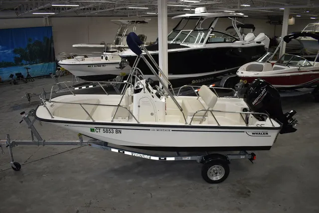Slide: The Image of Boston Whaler 150 Montauk 2022 - 9