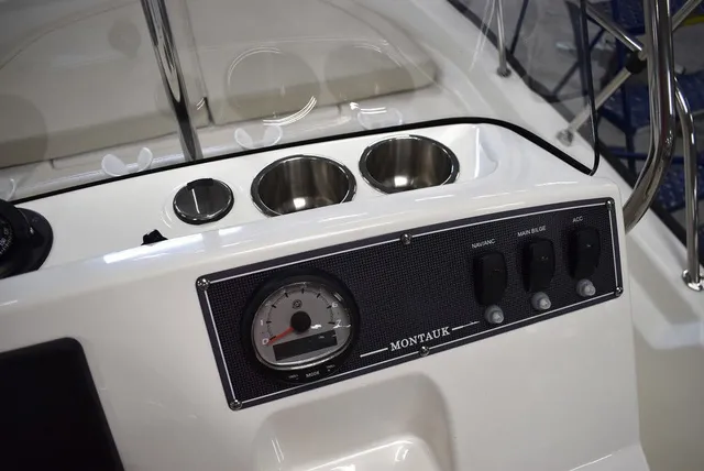 Slide: The Image of Boston Whaler 150 Montauk 2022 - 23