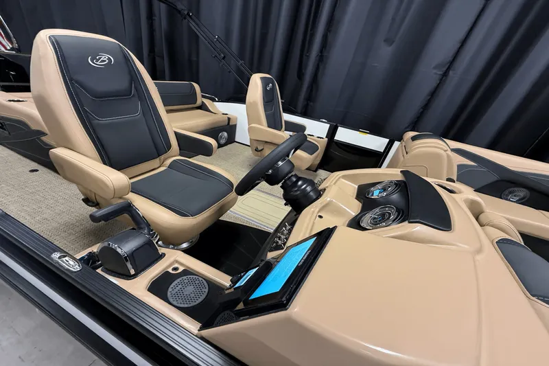 Slide: The Image of Barletta Cabrio 22 UC 2026 - 105