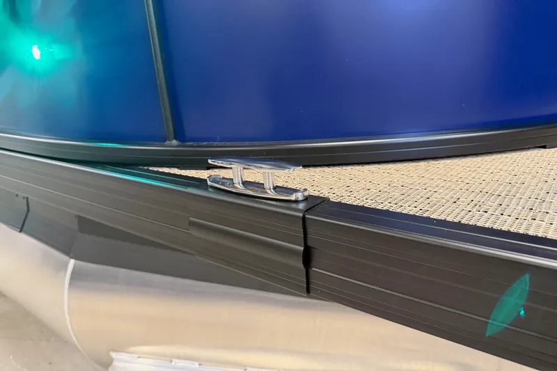 Slide: The Image of Barletta Cabrio 22 UC 2026 - 111