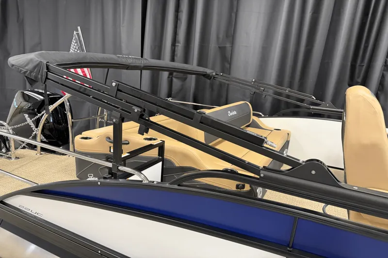 Slide: The Image of Barletta Cabrio 22 UC 2026 - 115