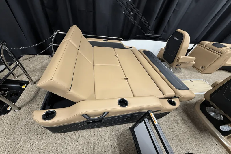 Slide: The Image of Barletta Cabrio 22 UC 2026 - 23