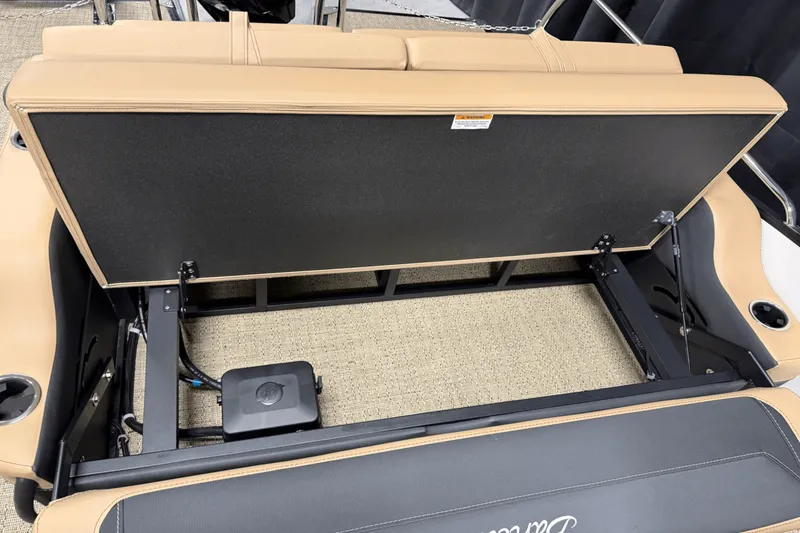 Slide: The Image of Barletta Cabrio 22 UC 2026 - 30