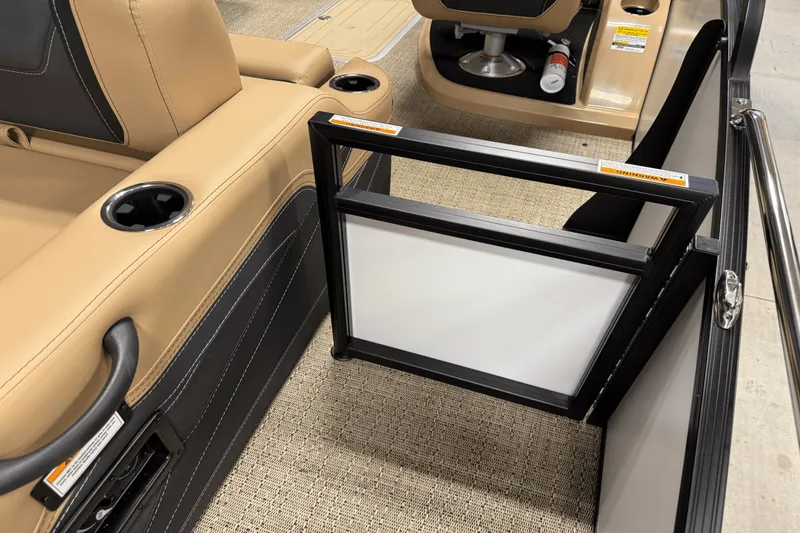 Slide: The Image of Barletta Cabrio 22 UC 2026 - 35