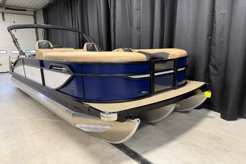 Slide: The Image of Barletta Cabrio 22 UC 2026 - 4