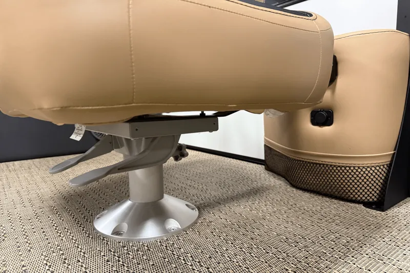 Slide: The Image of Barletta Cabrio 22 UC 2026 - 42