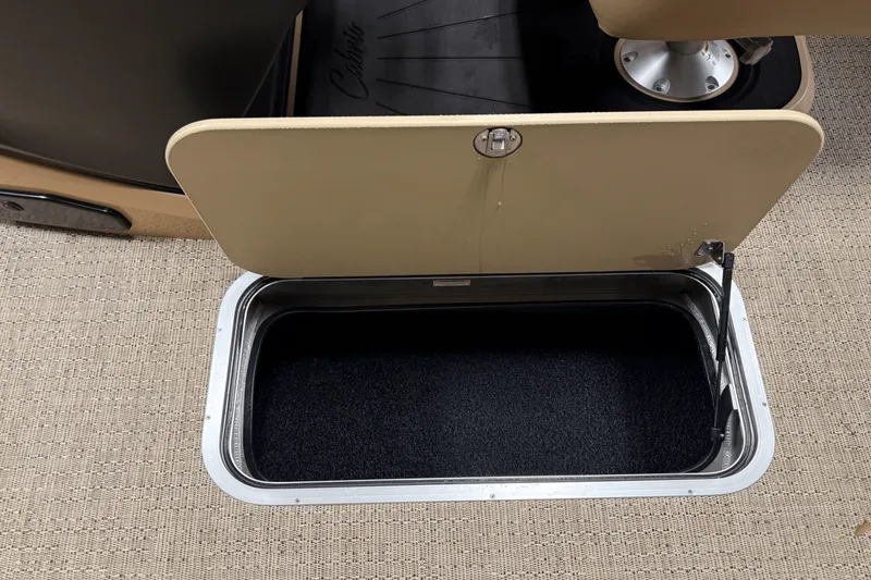 Slide: The Image of Barletta Cabrio 22 UC 2026 - 49