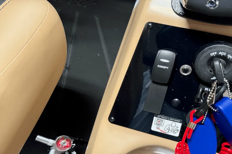 Slide: The Image of Barletta Cabrio 22 UC 2026 - 55