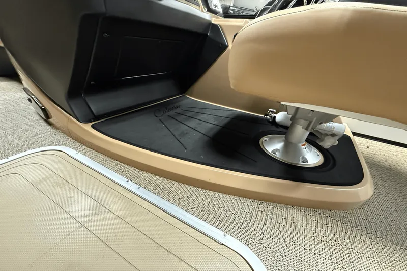 Slide: The Image of Barletta Cabrio 22 UC 2026 - 73