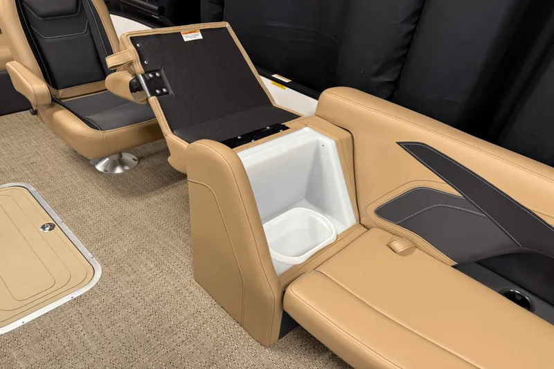 Slide: The Image of Barletta Cabrio 22 UC 2026 - 85