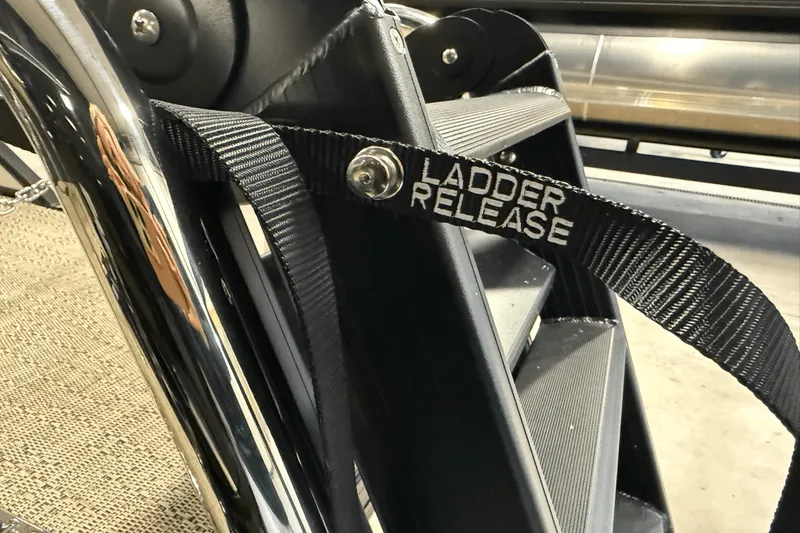 Slide: The Image of Barletta Cabrio 22 UC 2026 - 9